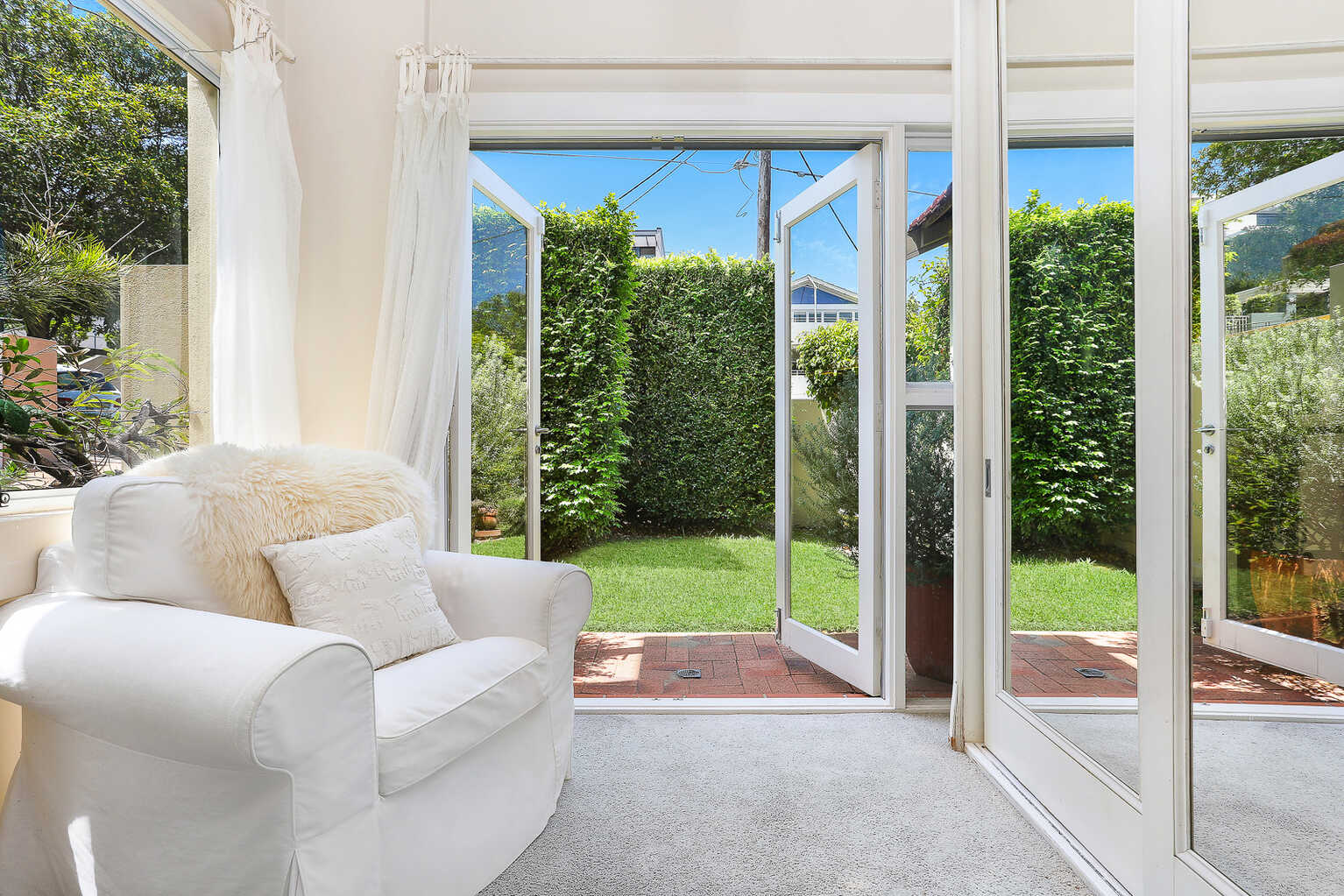 2/3 Hamilton Street Rose Bay