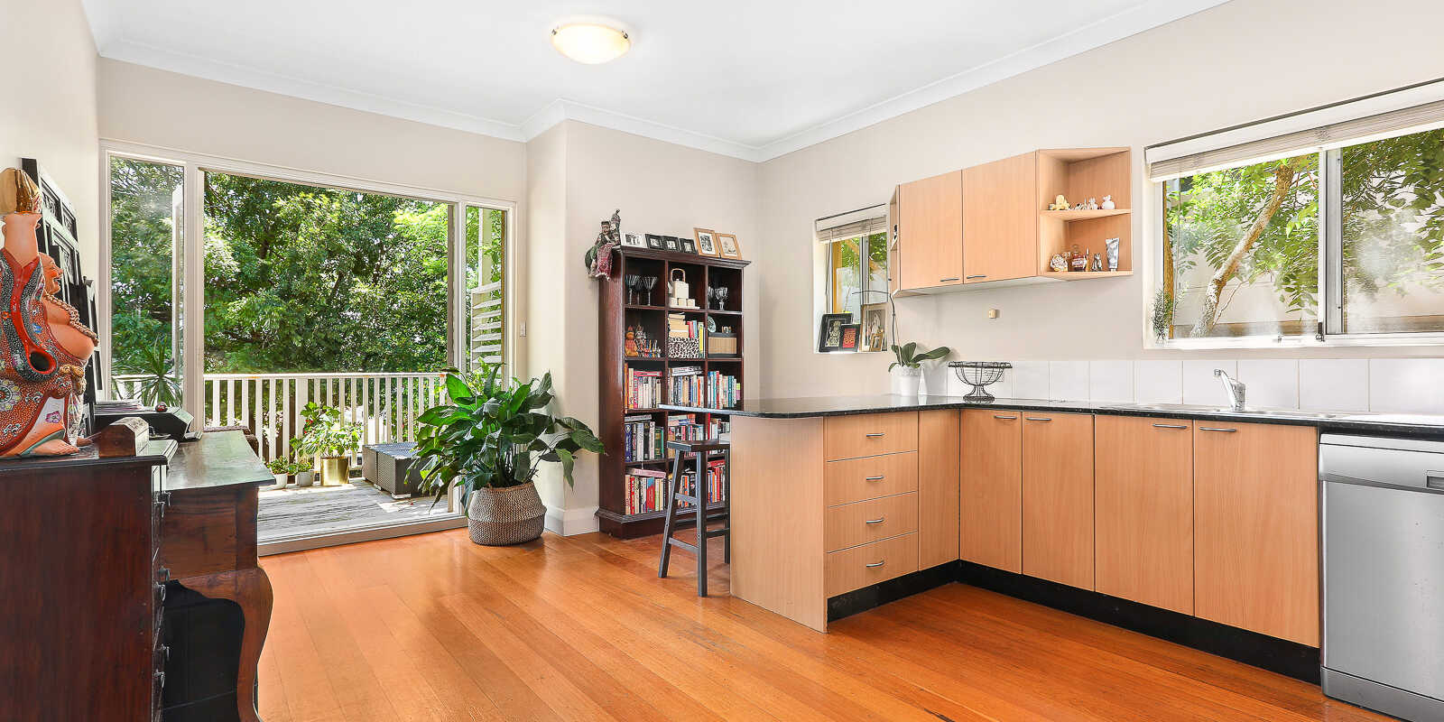 2/3 Hamilton Street Rose Bay