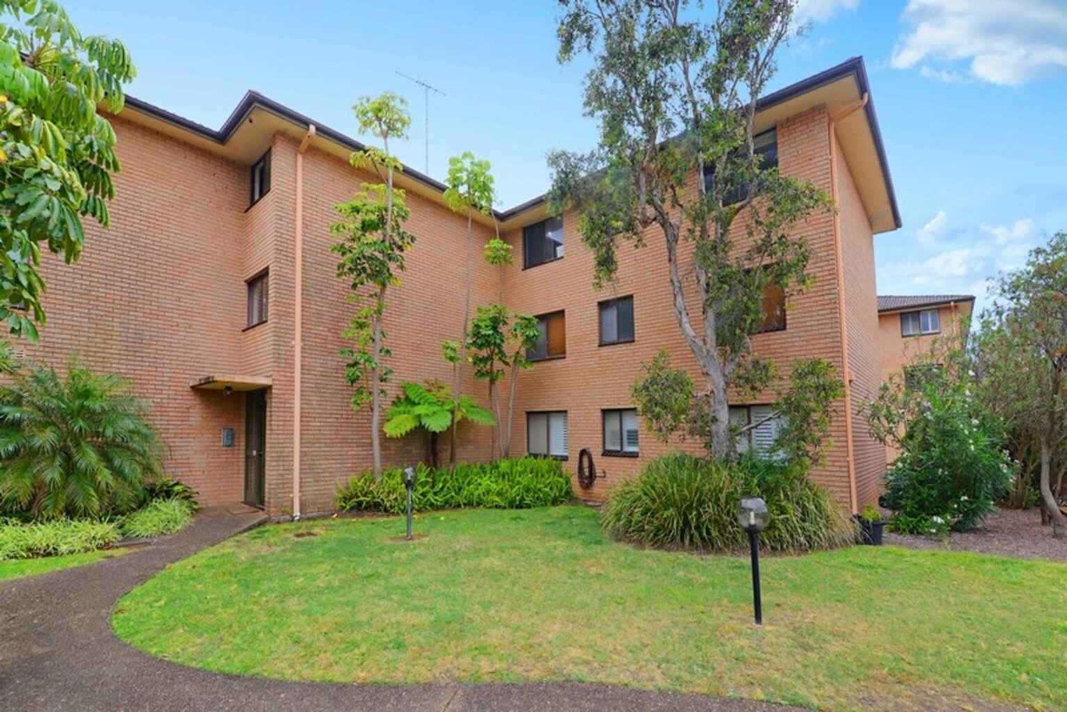 14/9-11 Young Street Vaucluse