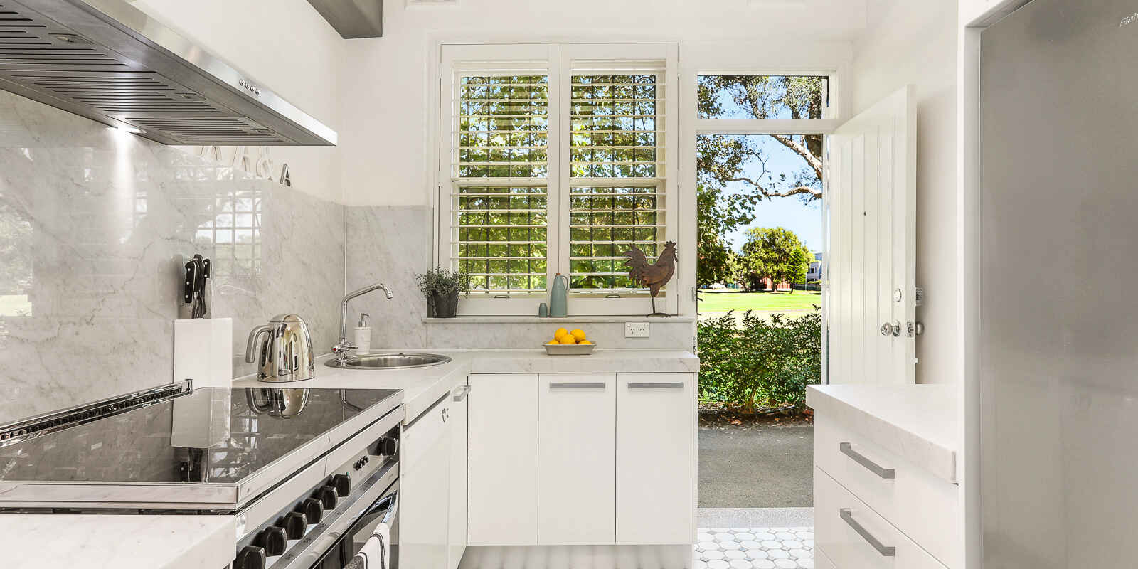 2/4 Iluka Street Rose Bay