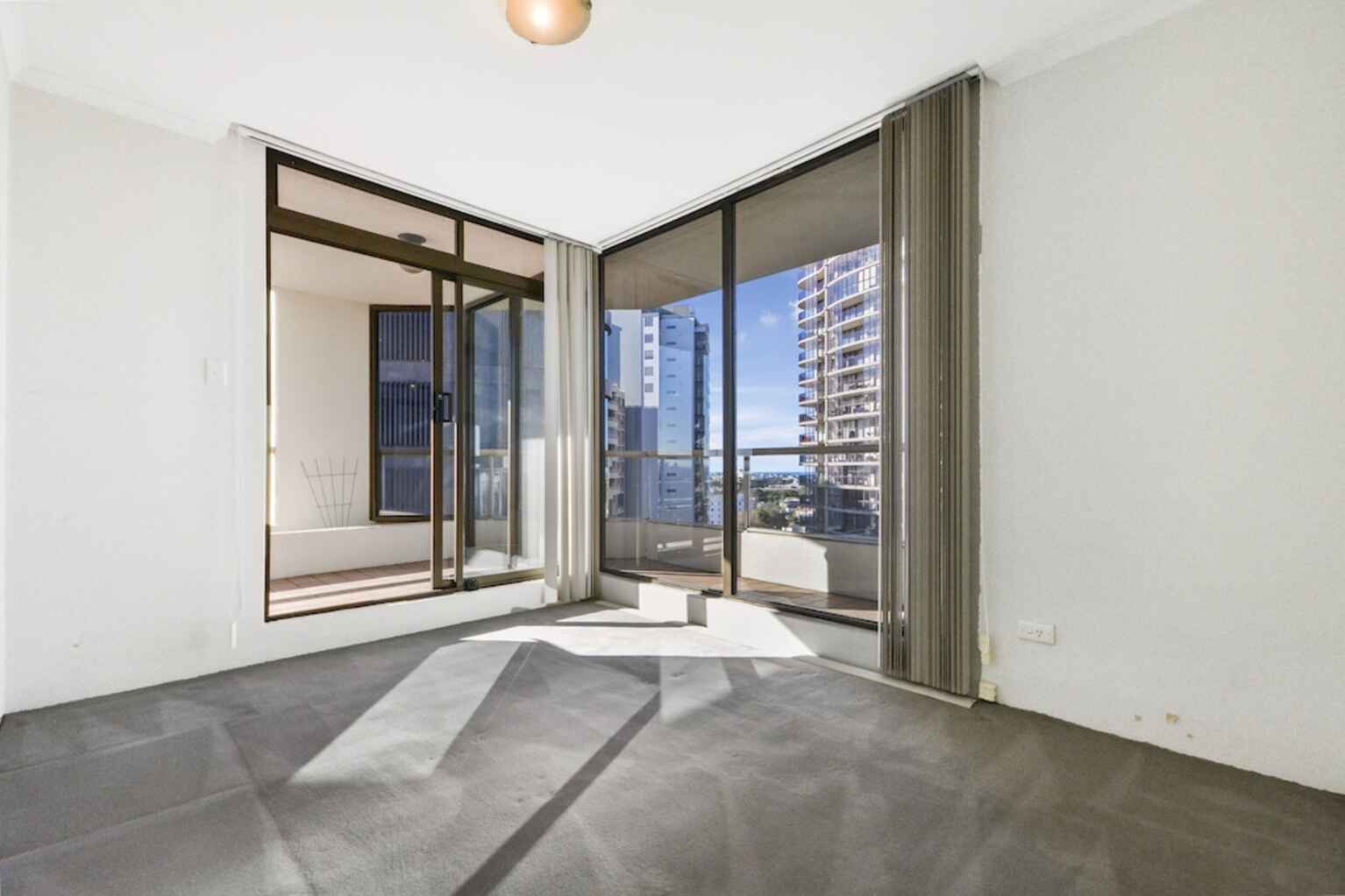 1104/1 Hollywood Avenue Bondi Junction