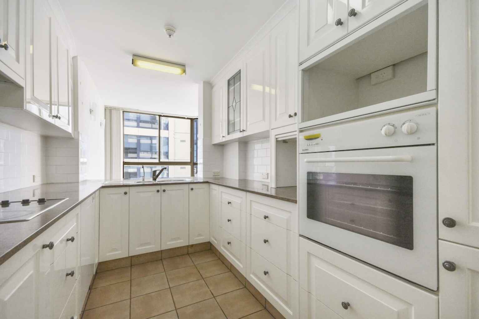 1104/1 Hollywood Avenue Bondi Junction