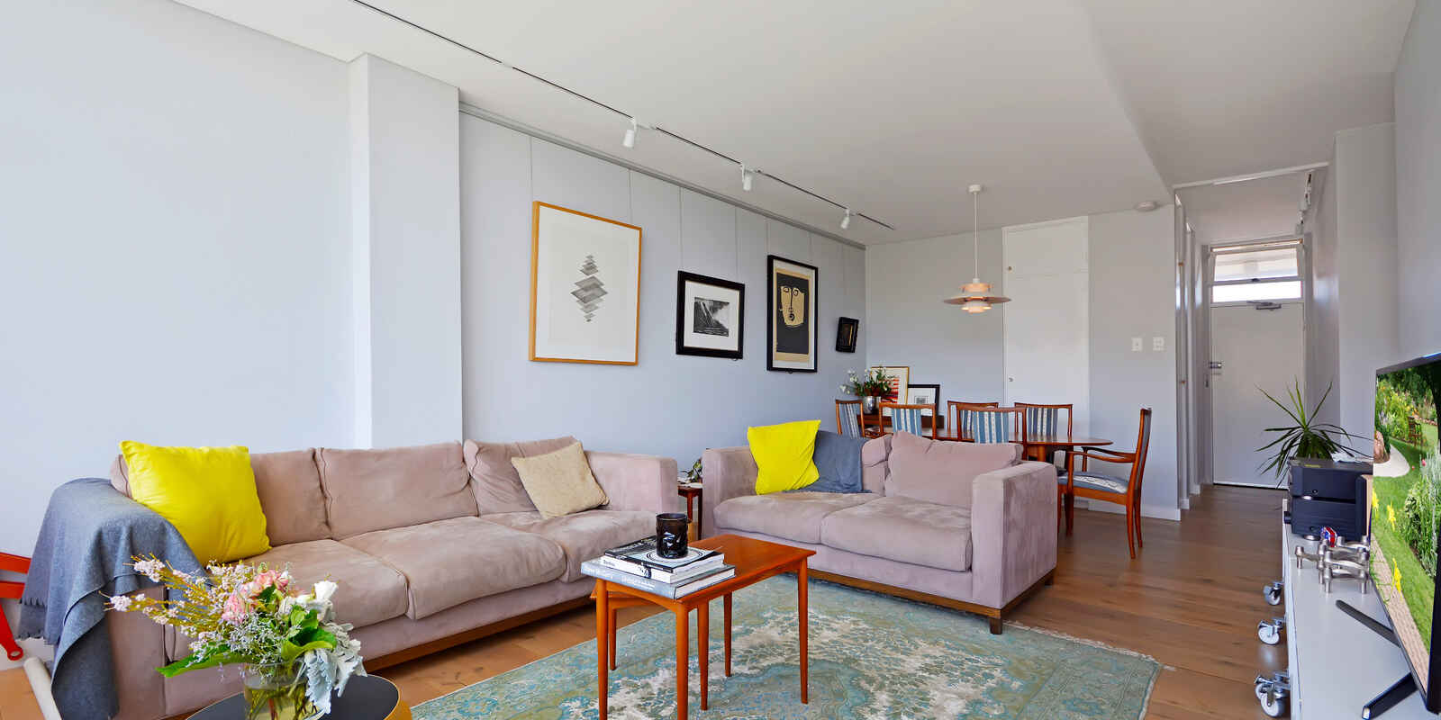 42/11 Yarranabee Road Darling Point