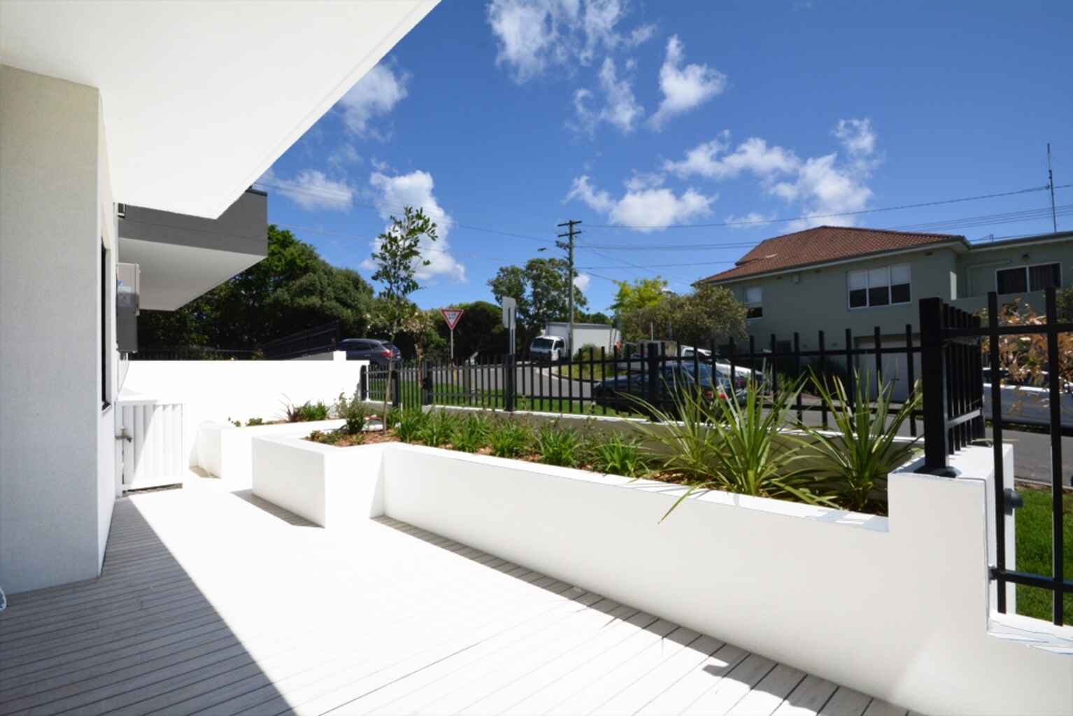 2/403 Old South Head Road North Bondi