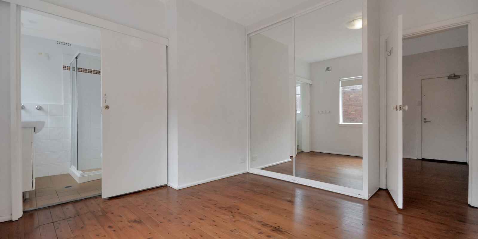 8/341 Alfred Street North  Neutral Bay