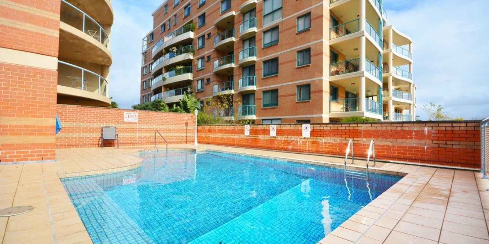 28/17-25 Spring Street Bondi Junction