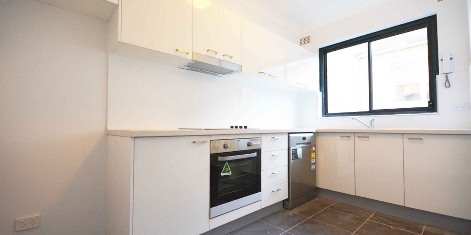 7/10-12 Fletcher Street Tamarama