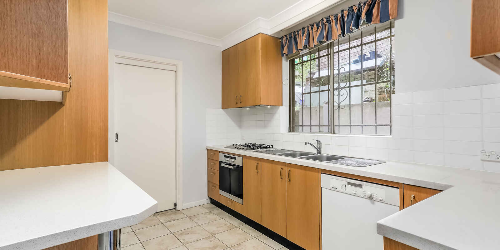 21 Pauling Avenue Coogee