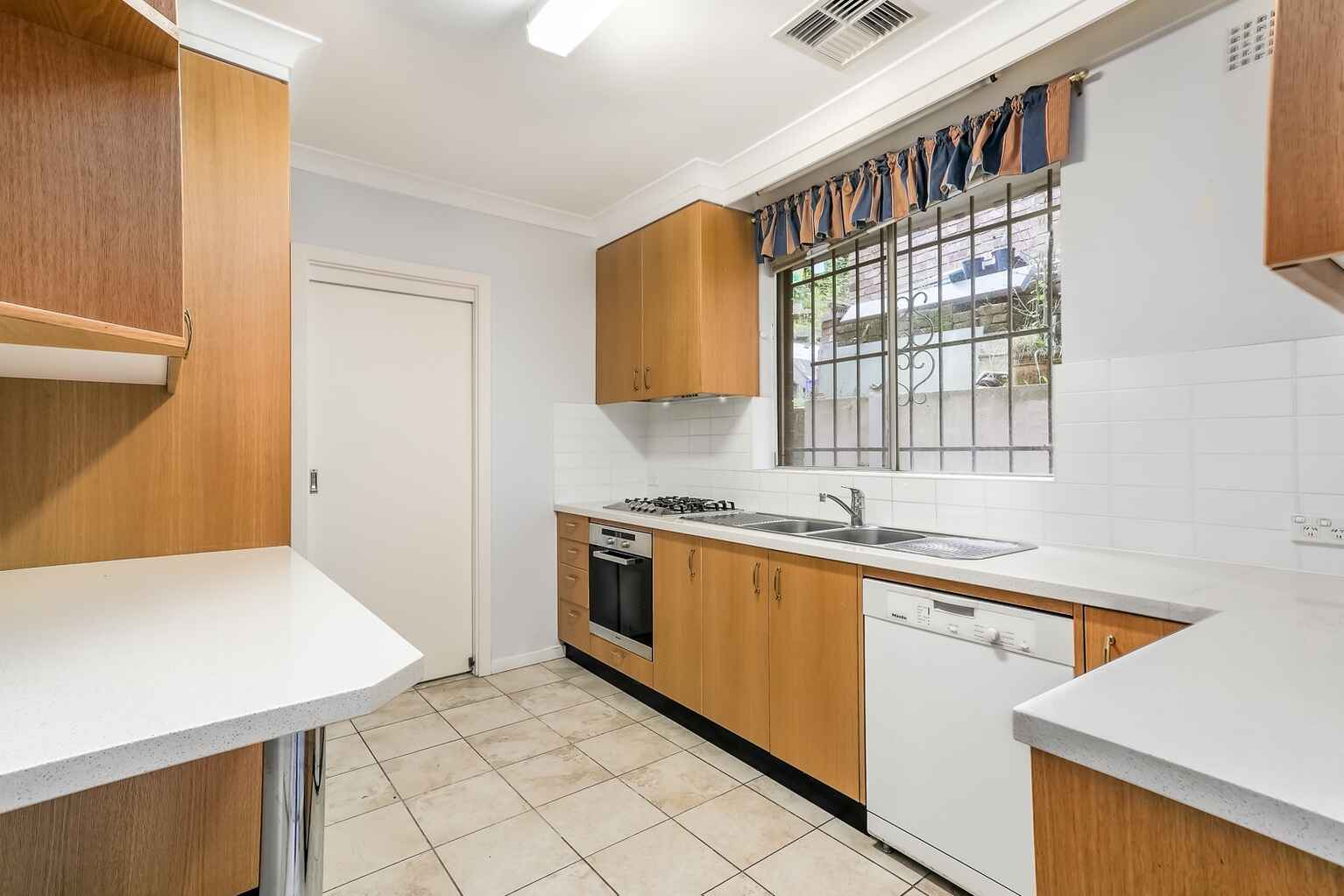 21 Pauling Avenue Coogee 21 Pauling Avenue Coogee