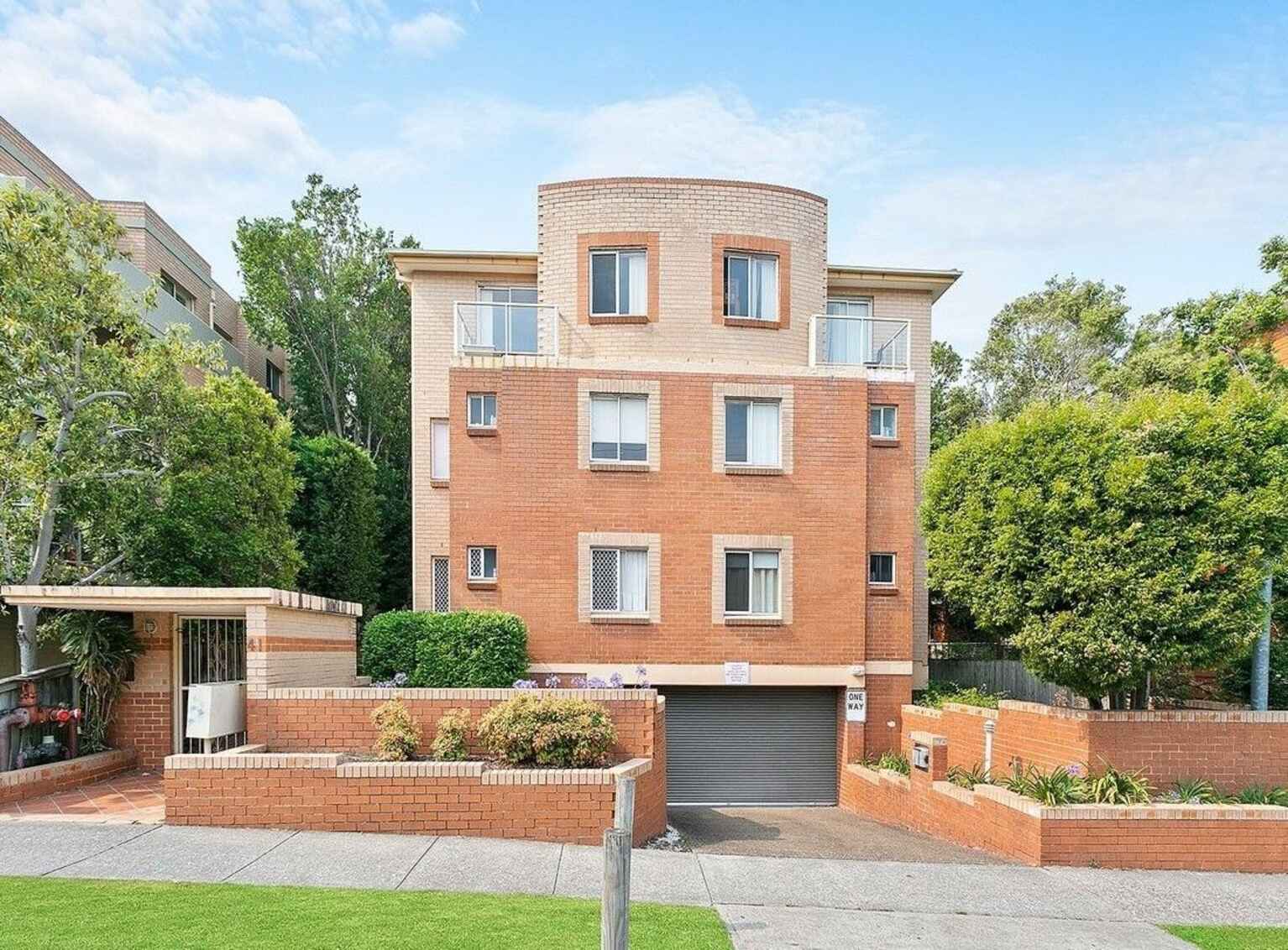 1/41-41A Meeks Street Kingsford