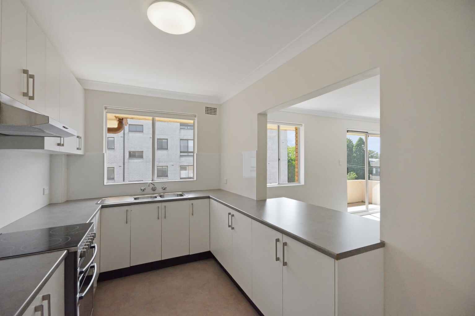 9/42 Dutruc Street Randwick