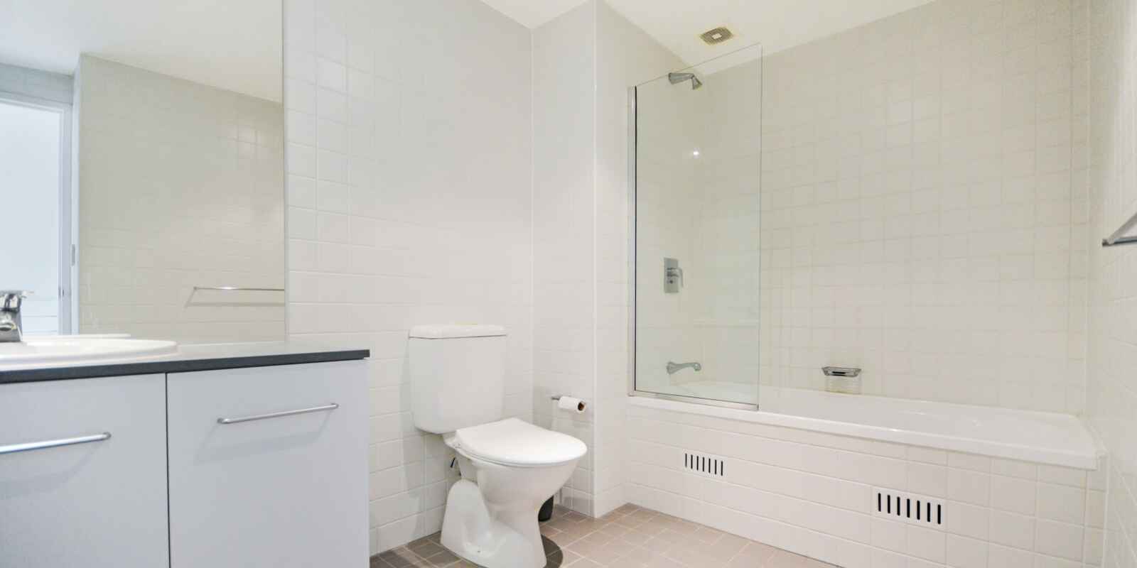 32/4 Grandstand Parade Zetland 32/4 Grandstand Parade Zetland