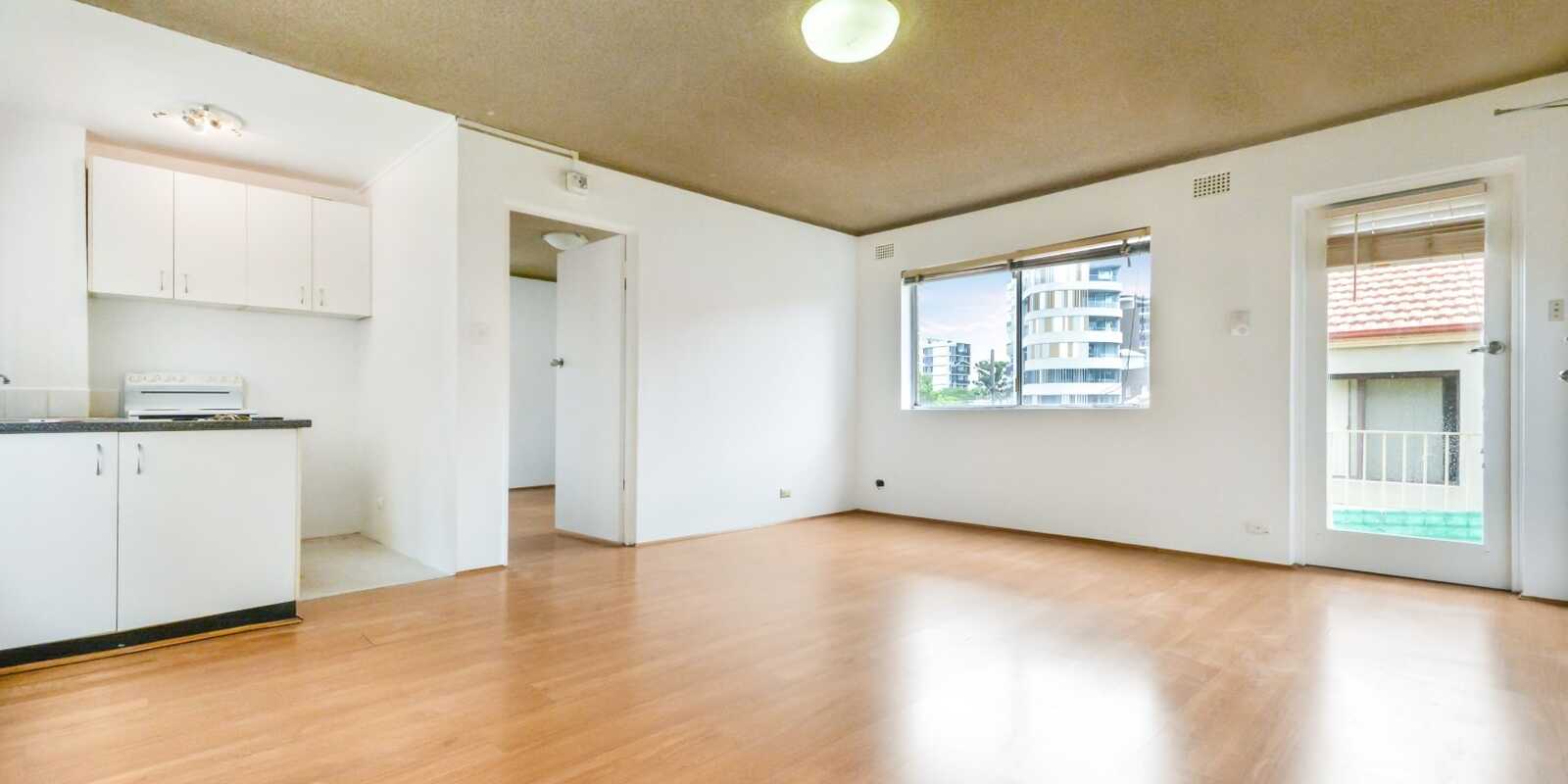 2/50 Bondi Road Bondi