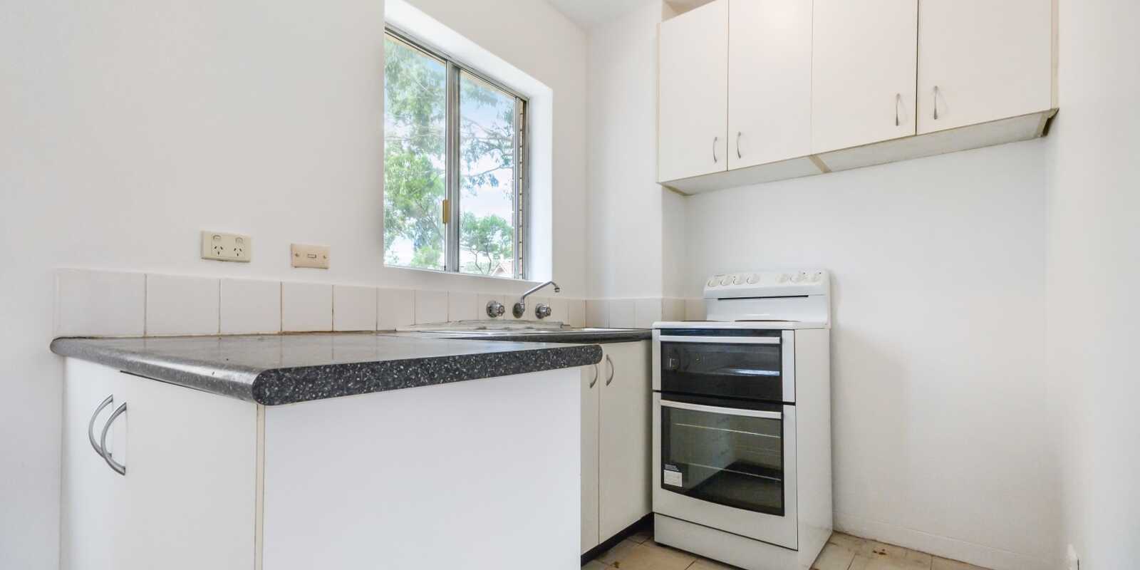 2/50 Bondi Road Bondi