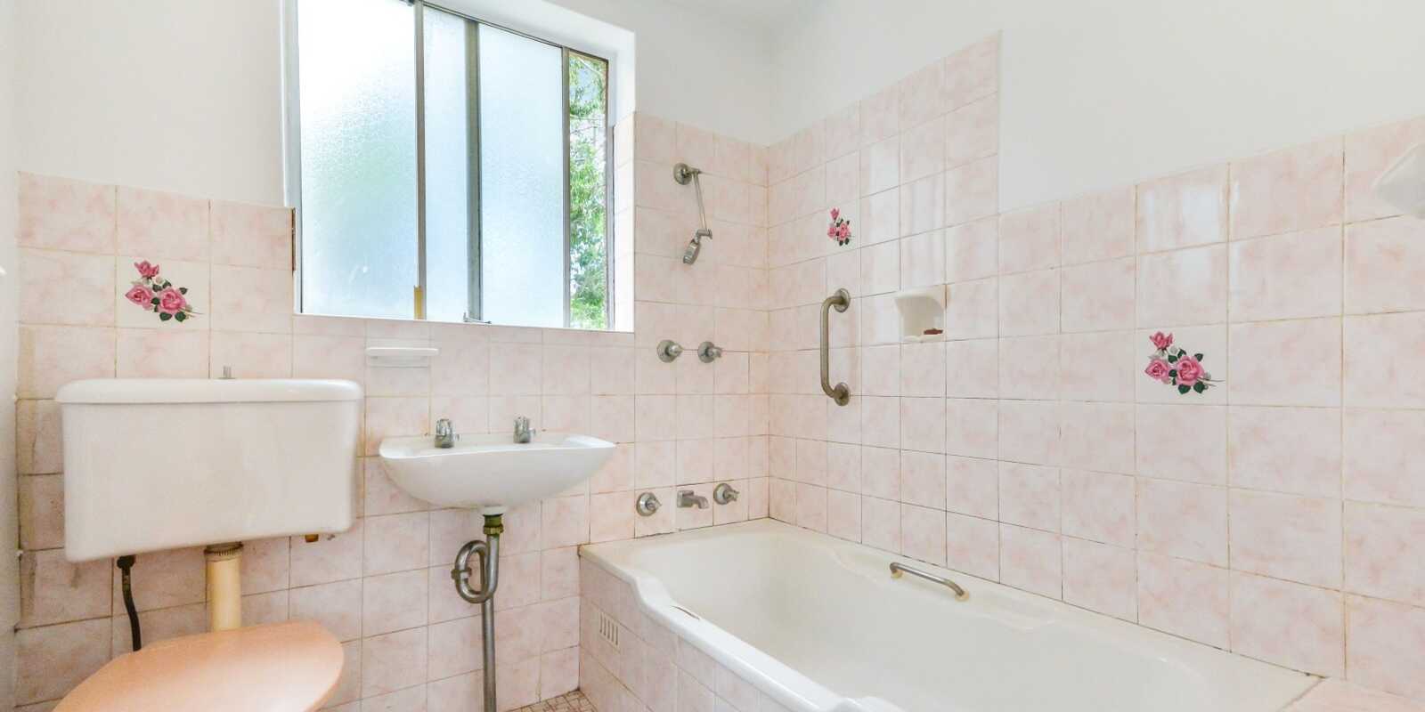 2/50 Bondi Road Bondi