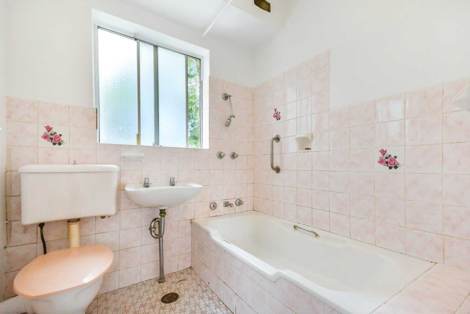 2/50 Bondi Road Bondi