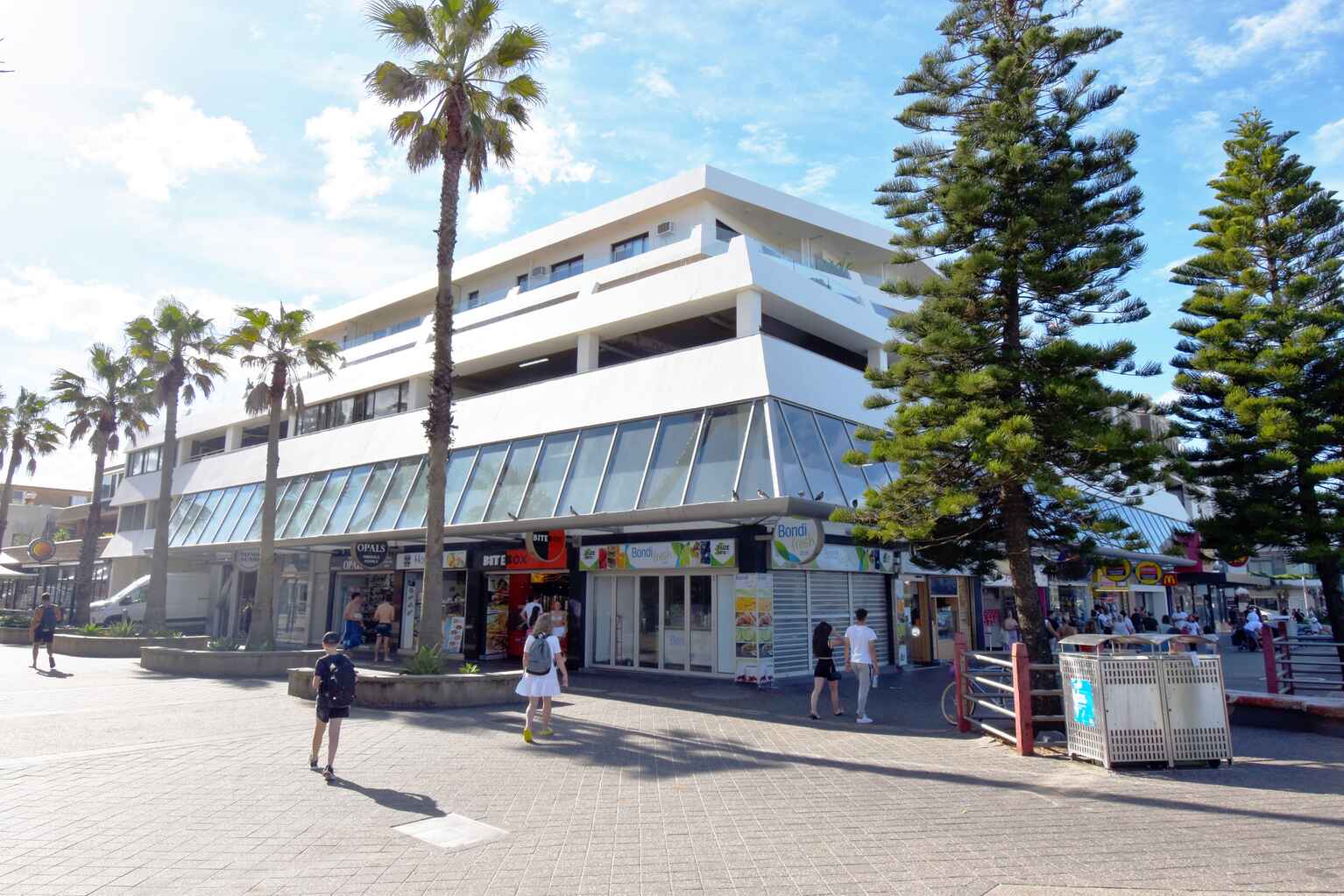 Shop 6A 164 Campbell parade Bondi Beach