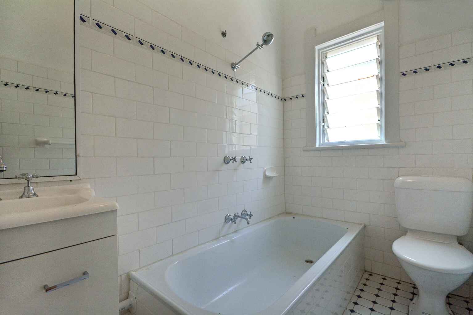 1/117 Curlewis Street Bondi Beach 1/117 Curlewis Street Bondi Beach