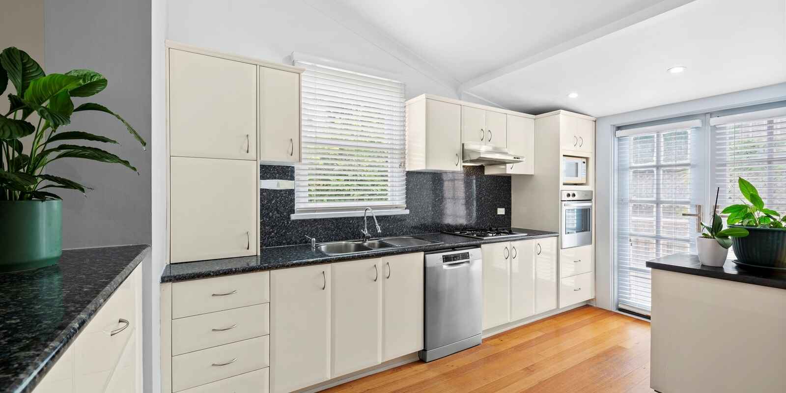 30 Lancaster Road Dover Heights