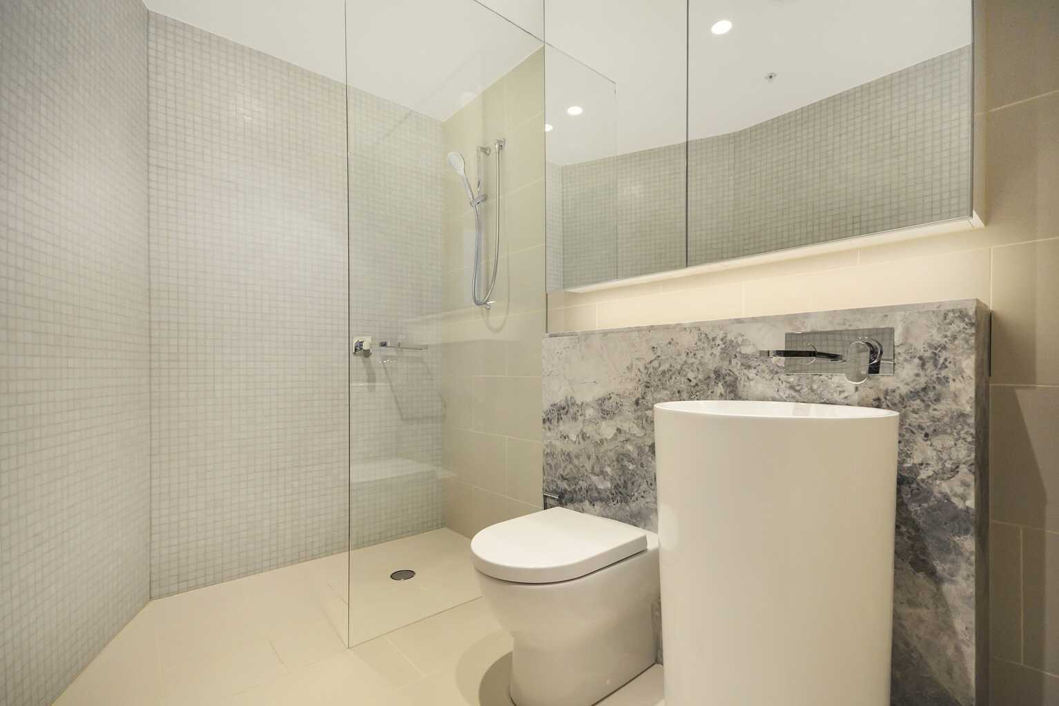 1 bed + st/570 Oxford Street Bondi Junction