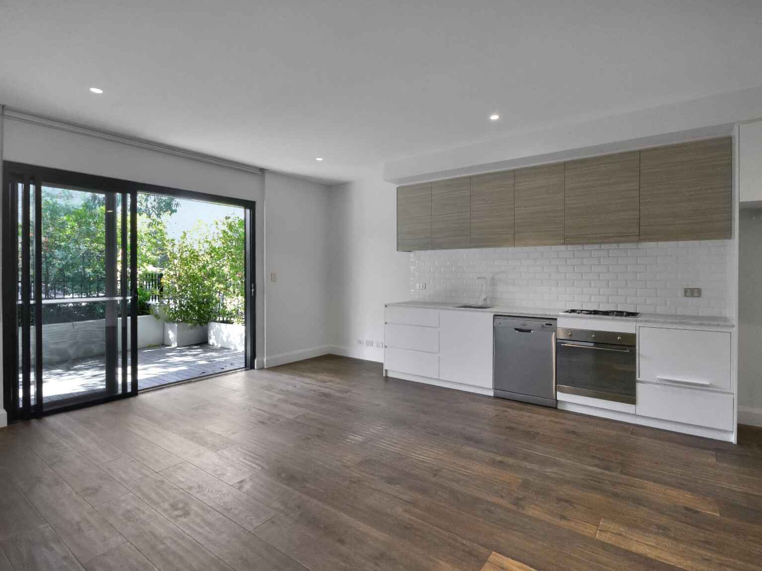 2/403 Old South Head Road North Bondi