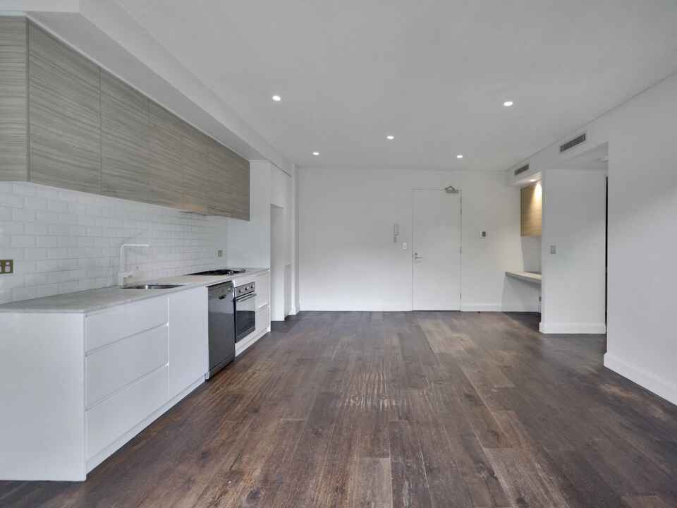 2/403 Old South Head Road North Bondi