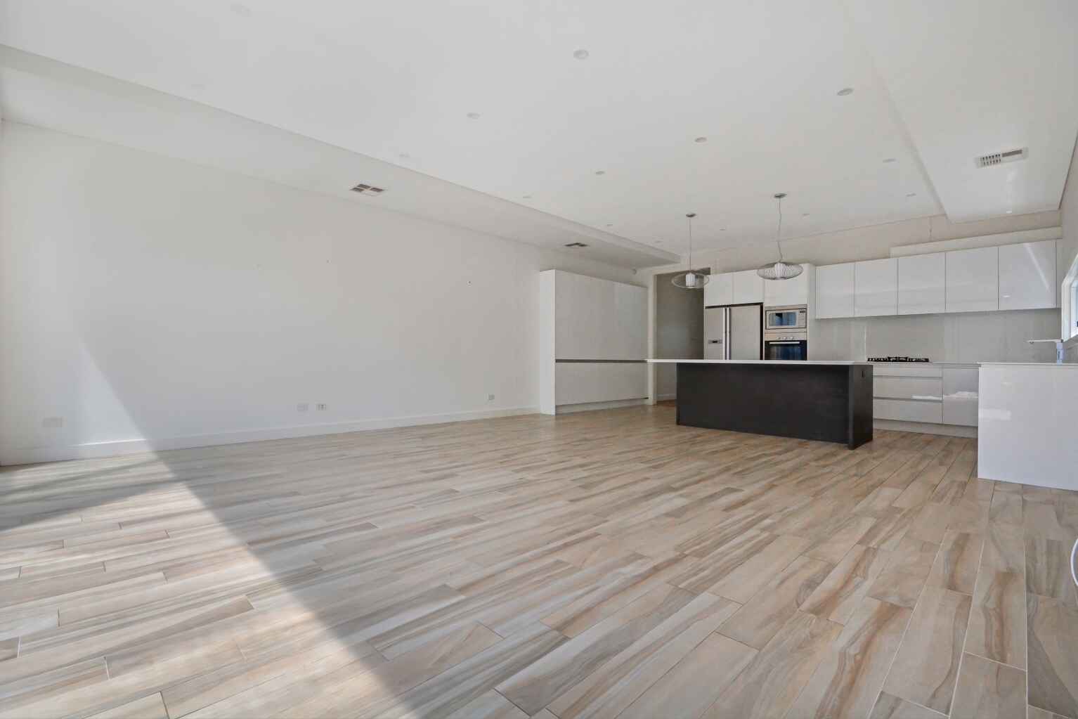 124 Newland Street Queens Park