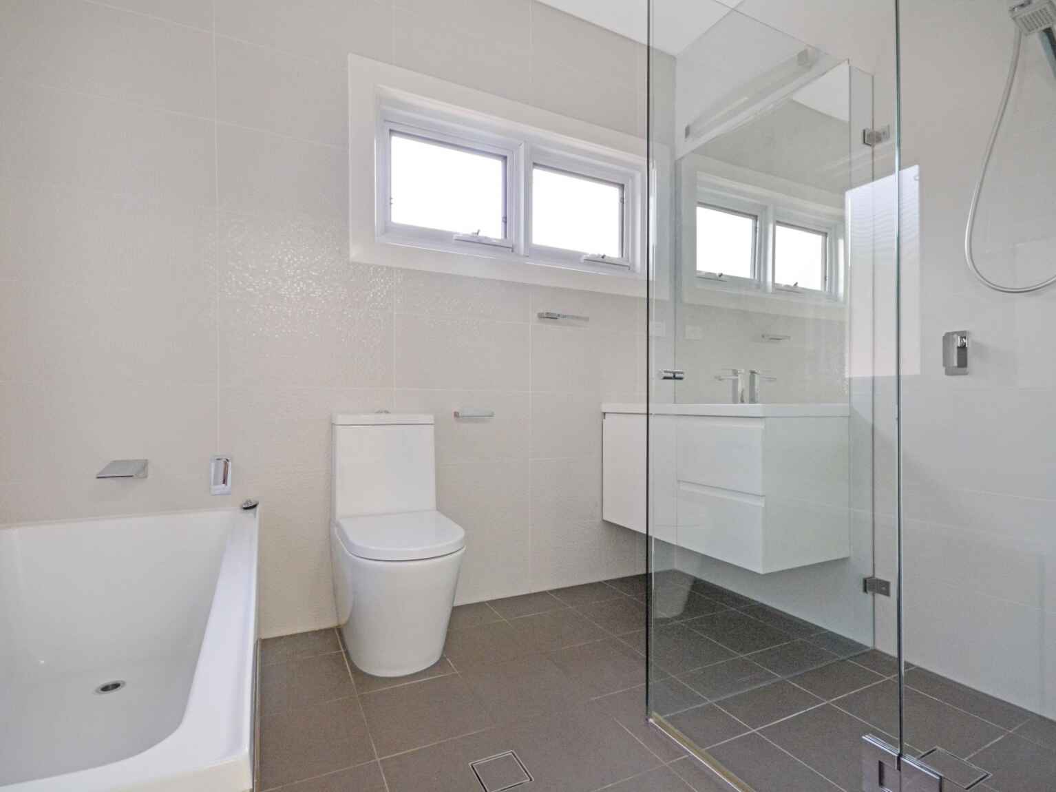 124 Newland Street Queens Park