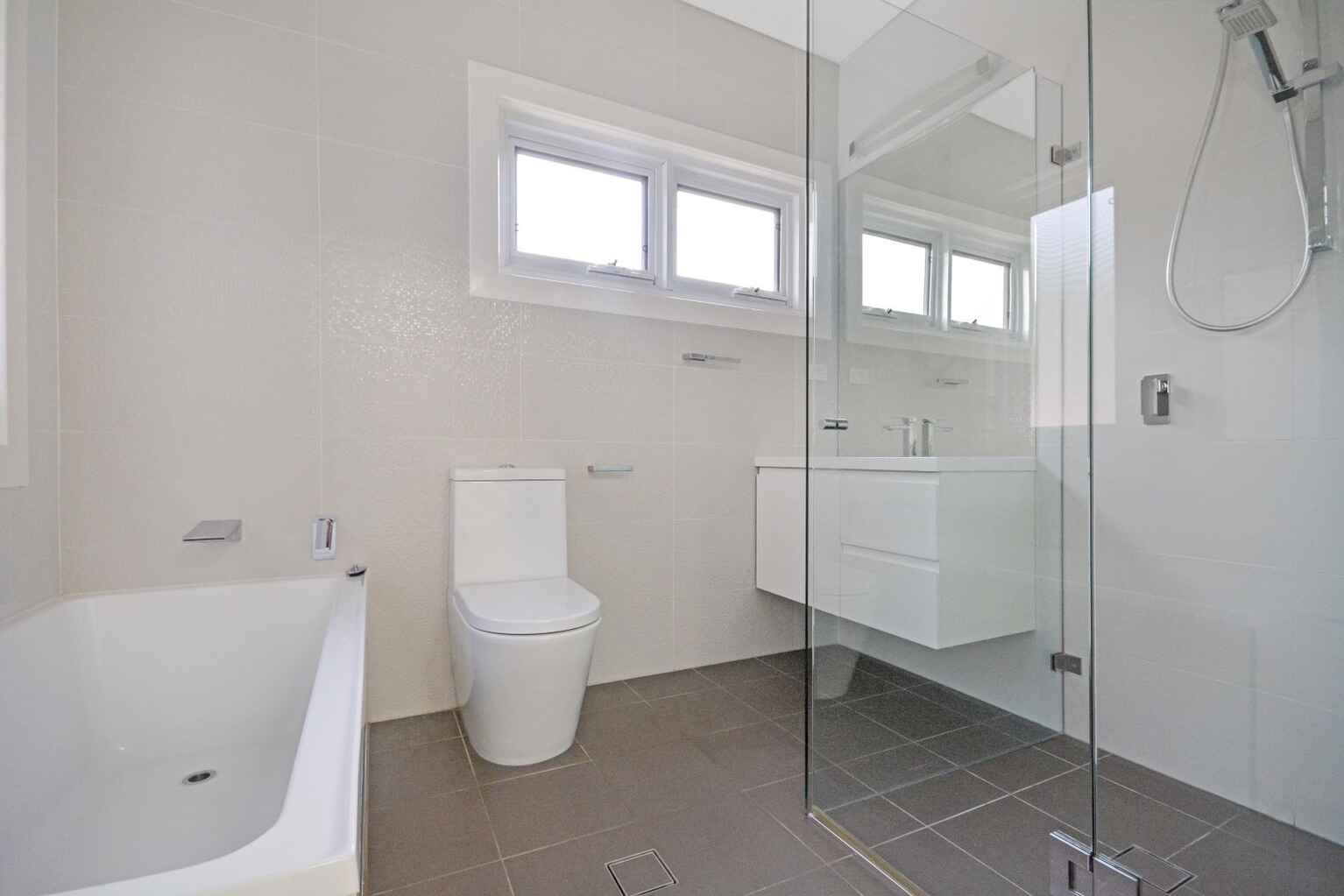 124 Newland Street Queens Park