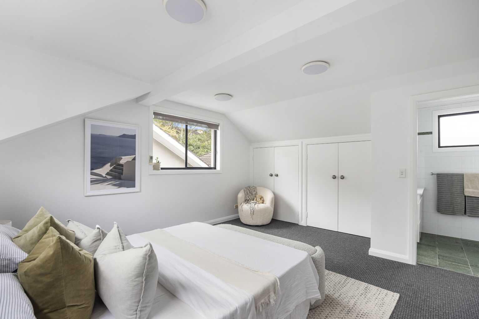 2/4 Warners Avenue North Bondi 2/4 Warners Avenue North Bondi