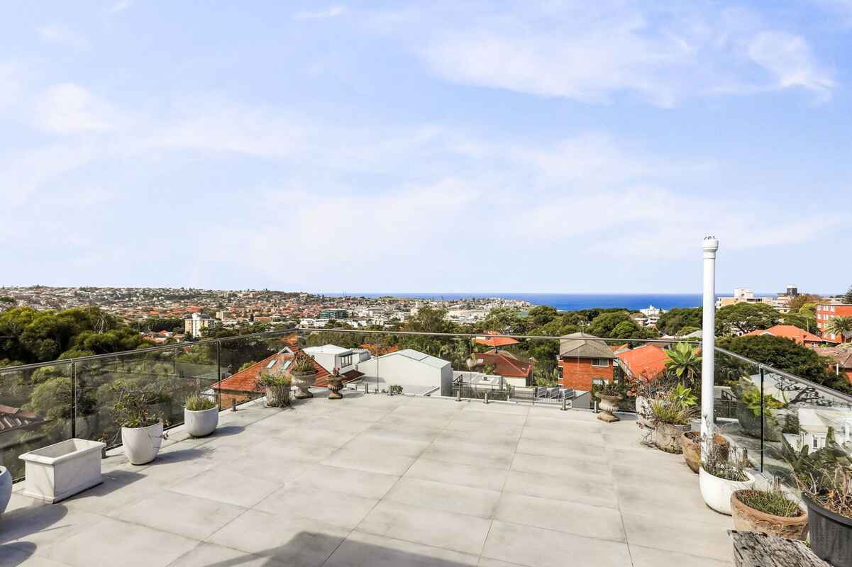 5/10 Moore Street Bondi