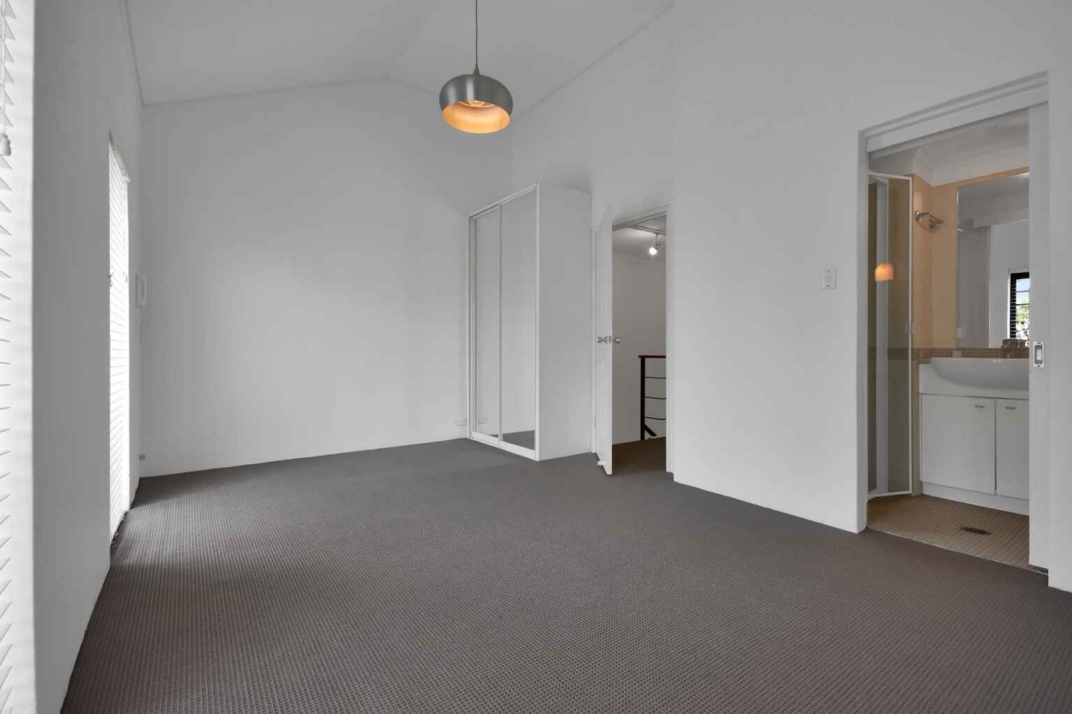 8/60 Carrington Road Waverley