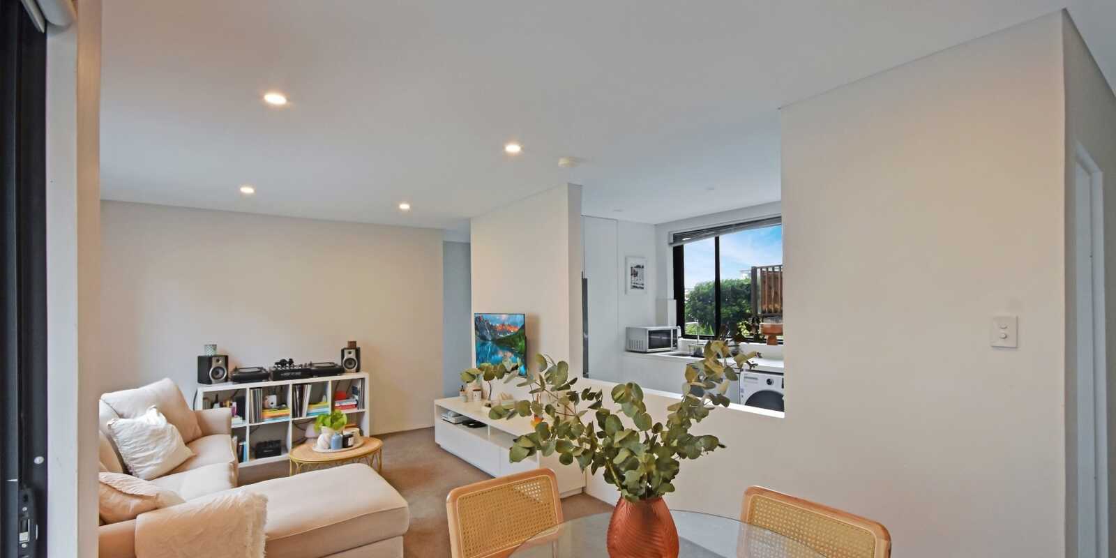 4/10 Moore Street Bondi 4/10 Moore Street Bondi