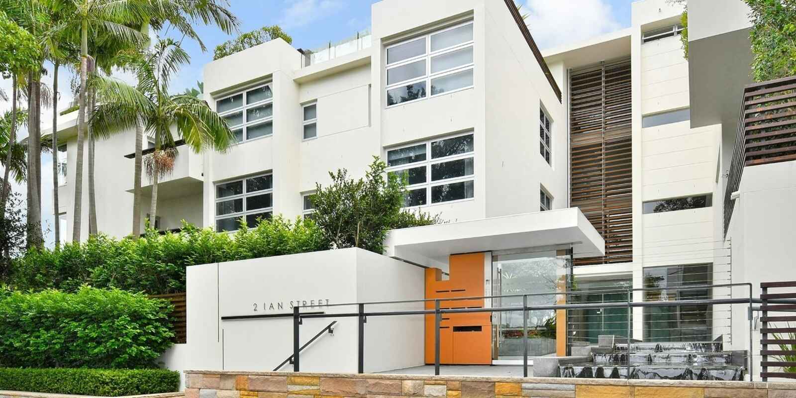 7/2 Ian Street Rose Bay