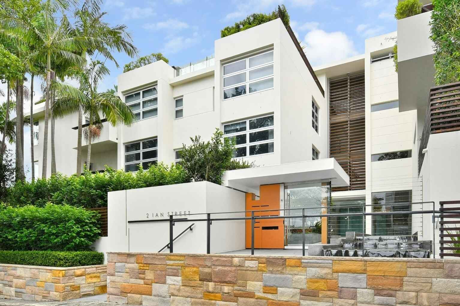 7/2 Ian Street Rose Bay