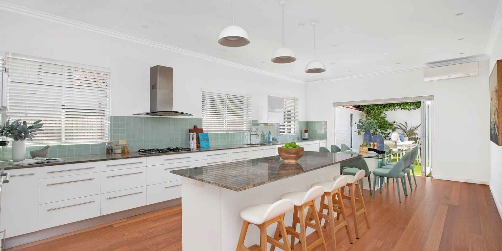 28 Mitchell Street North Bondi