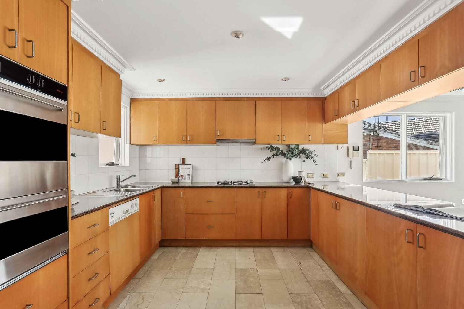 27 Waverley Crescent Bondi Junction 27 Waverley Crescent Bondi Junction