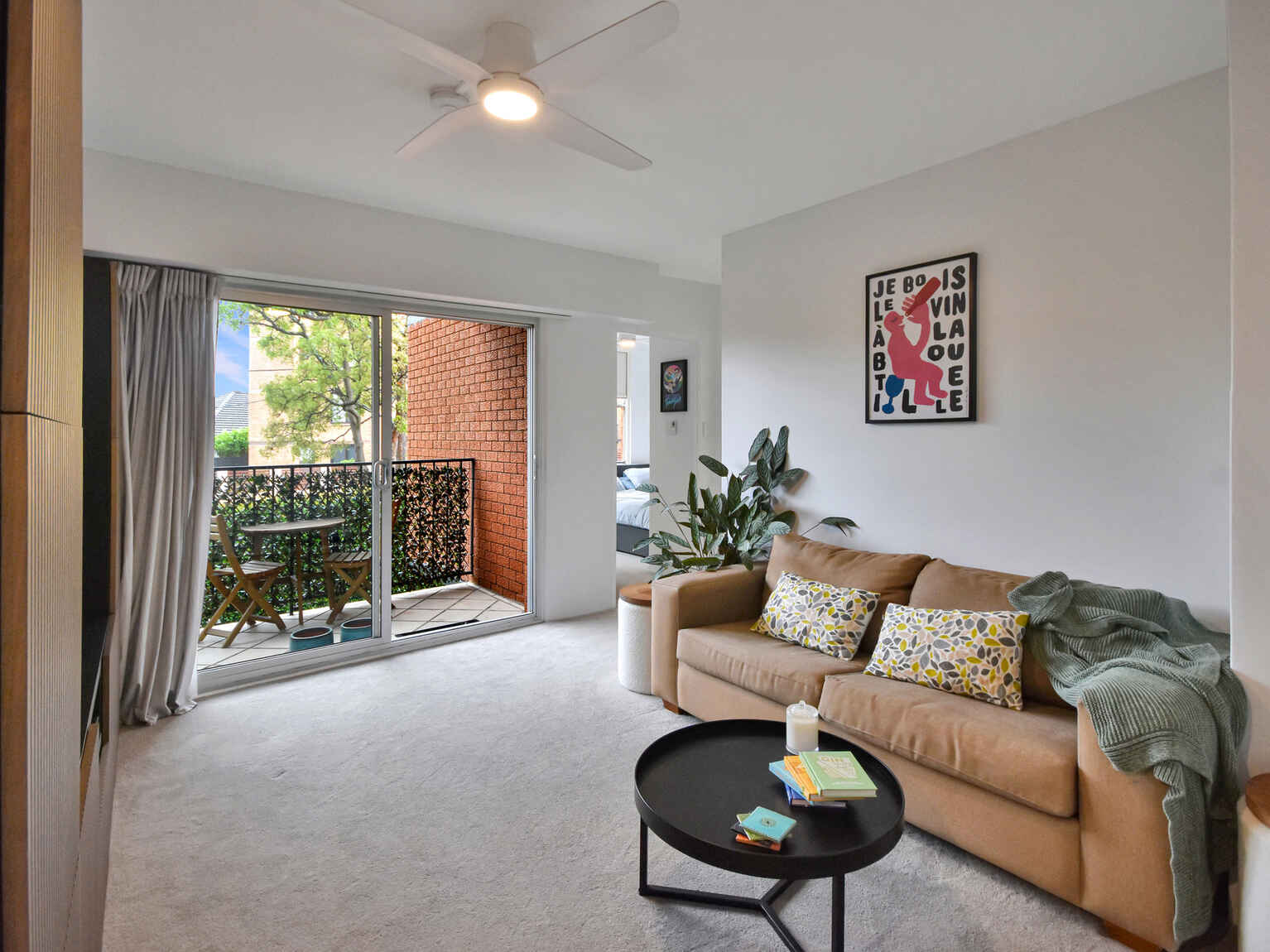 16/1 Cook Road Centennial Park