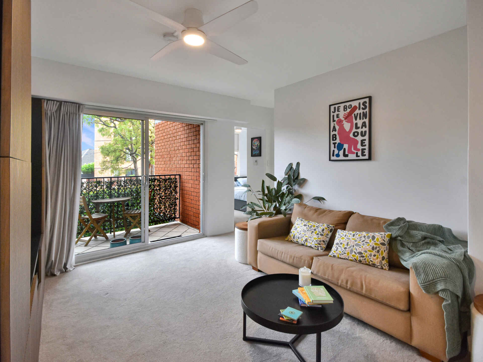 16/1 Cook Road Centennial Park