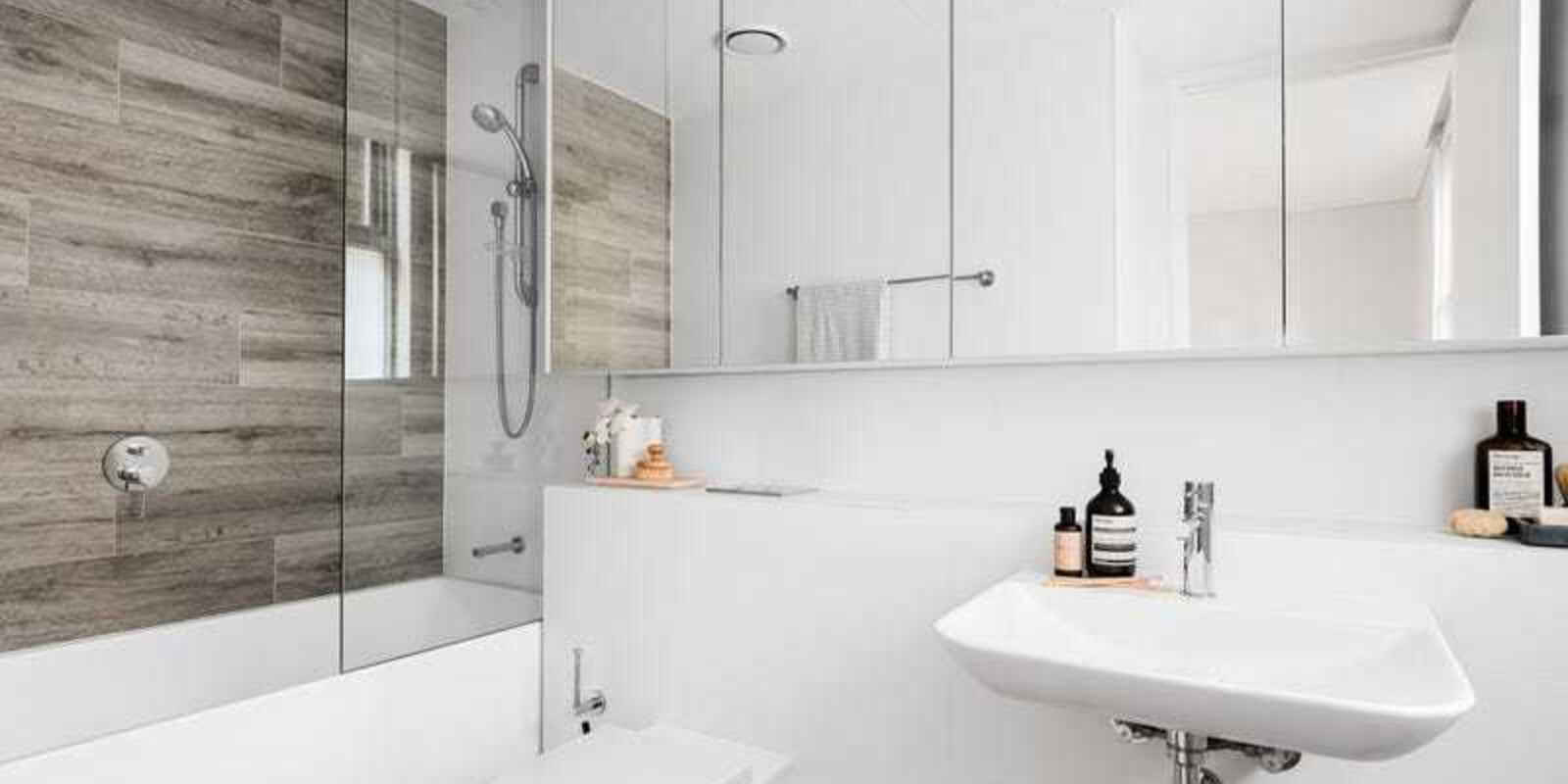 1/2 Warners Avenue North Bondi 1/2 Warners Avenue North Bondi