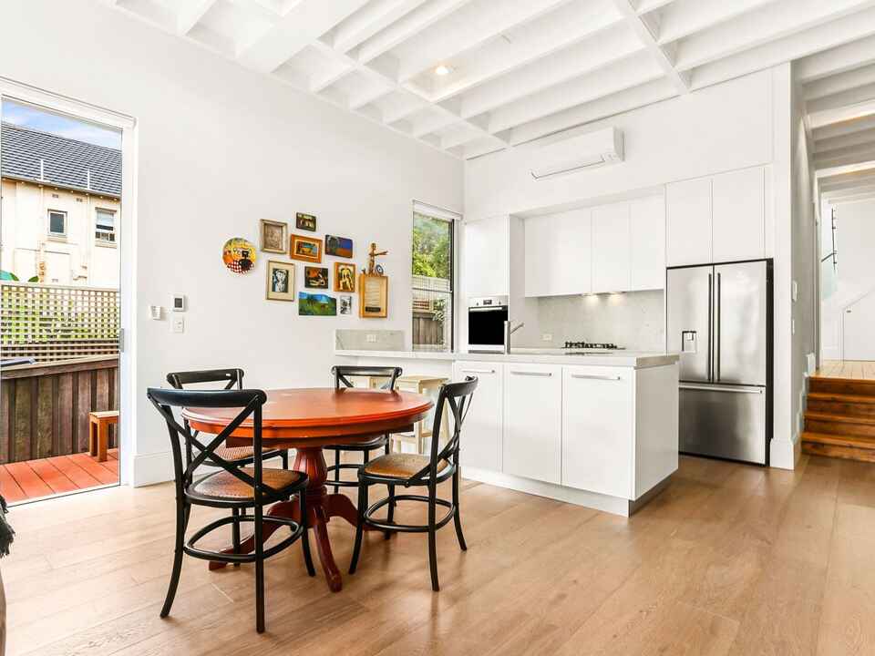 35 Oakley Road North Bondi