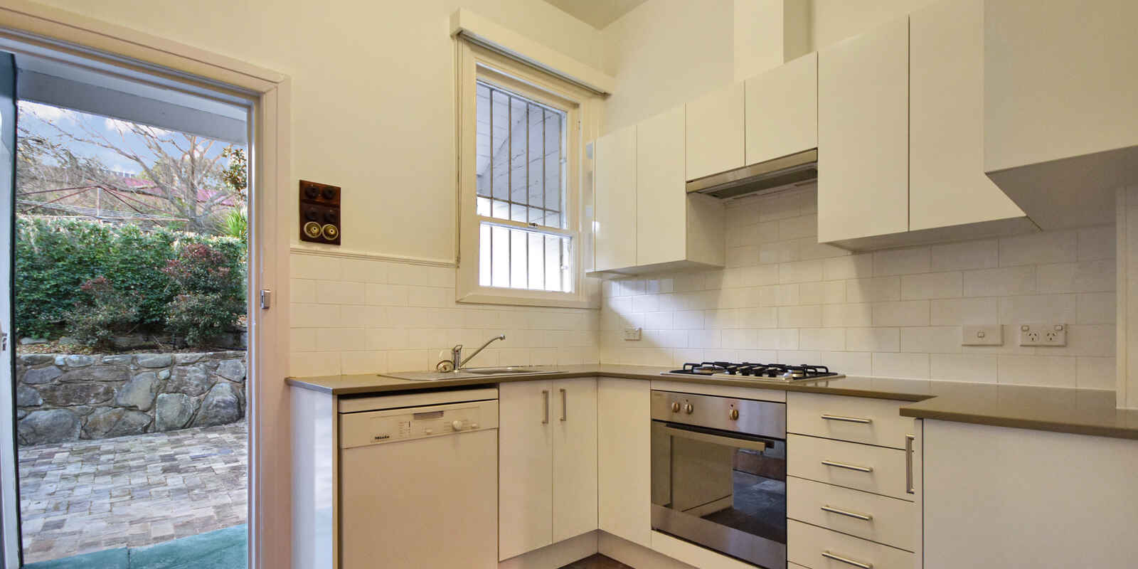 11 Keiran Street Bondi Junction