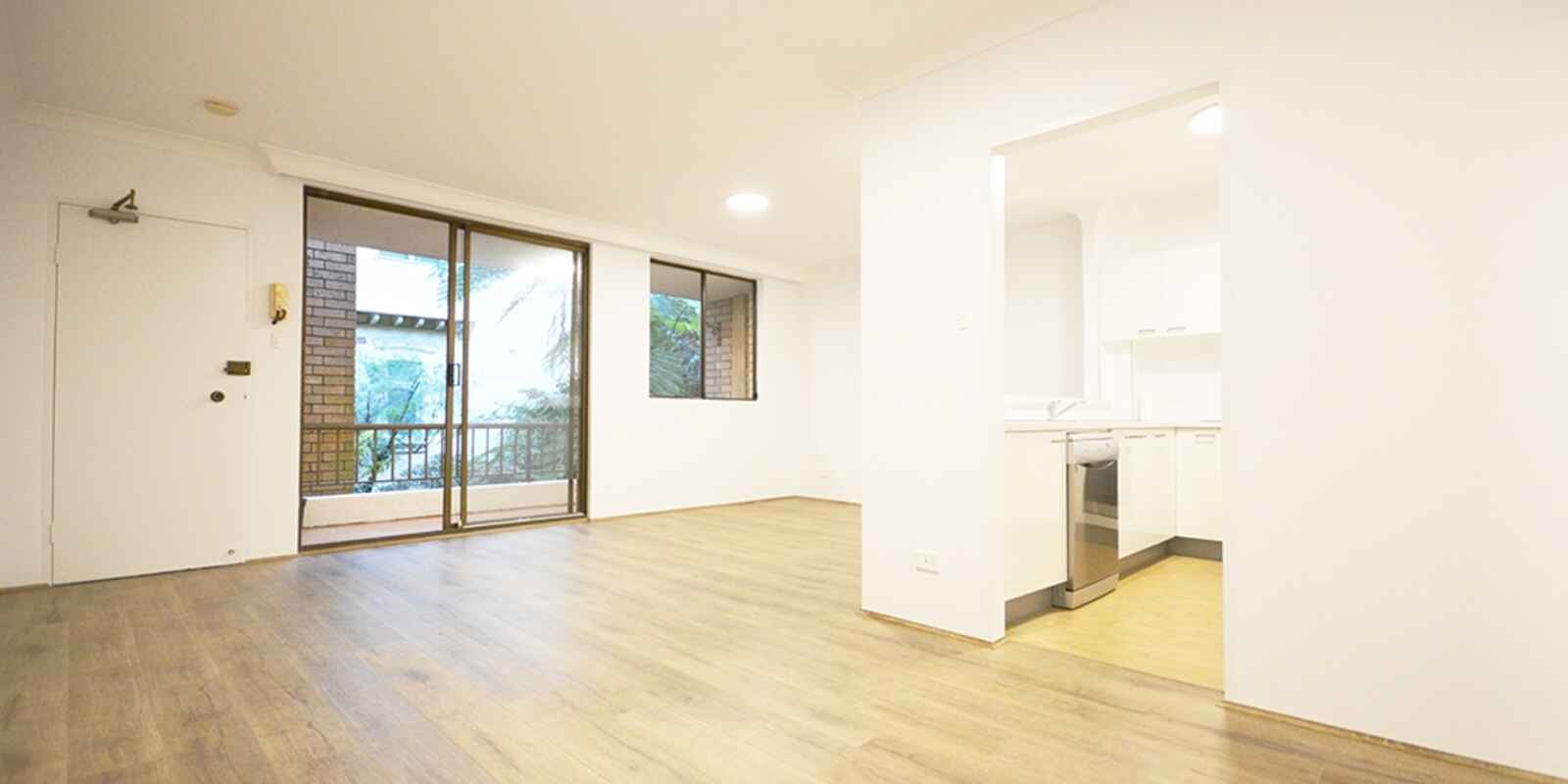 9/70-78 Cook Road Centennial Park