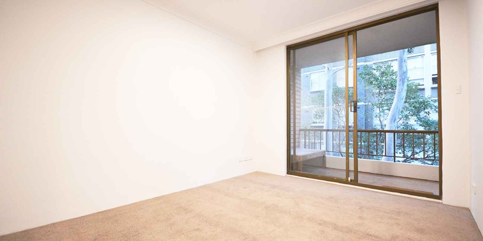 9/70-78 Cook Road Centennial Park