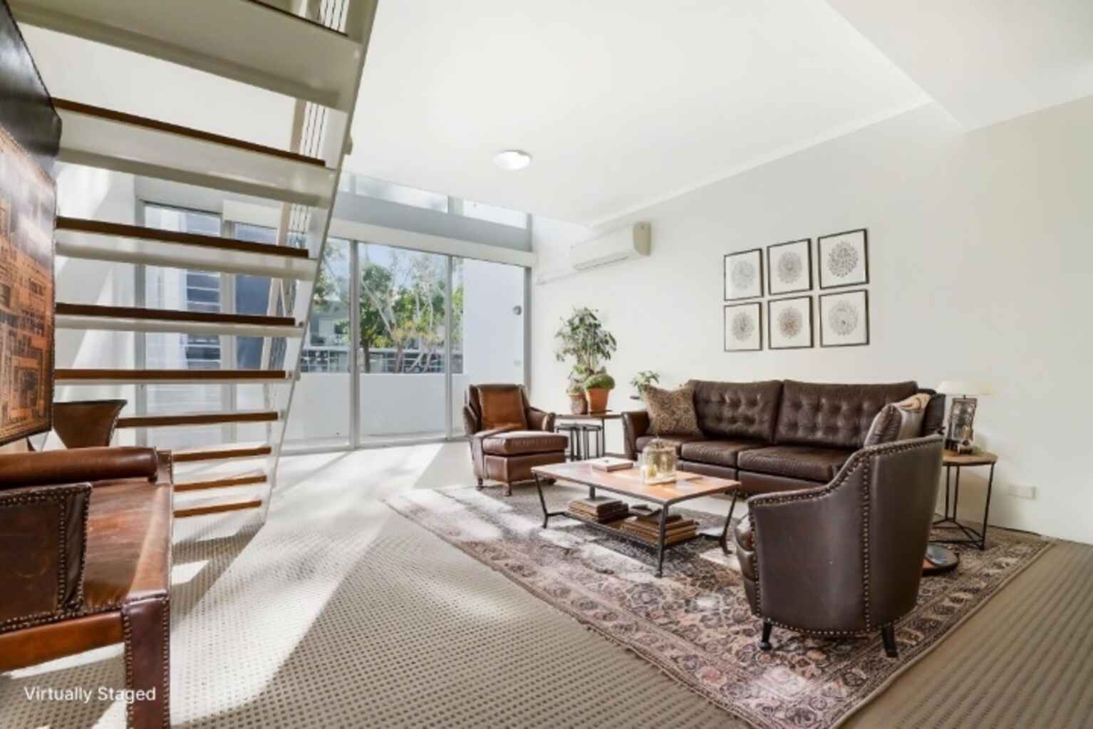 32/4 Grandstand Parade Zetland 32/4 Grandstand Parade Zetland