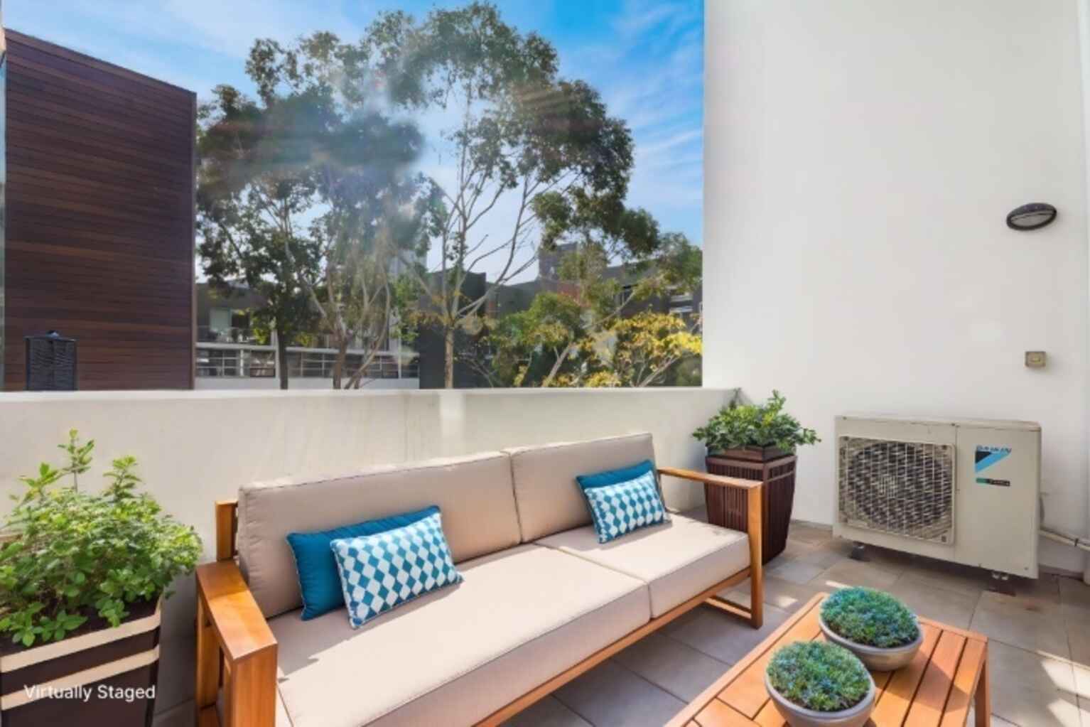 32/4 Grandstand Parade Zetland 32/4 Grandstand Parade Zetland