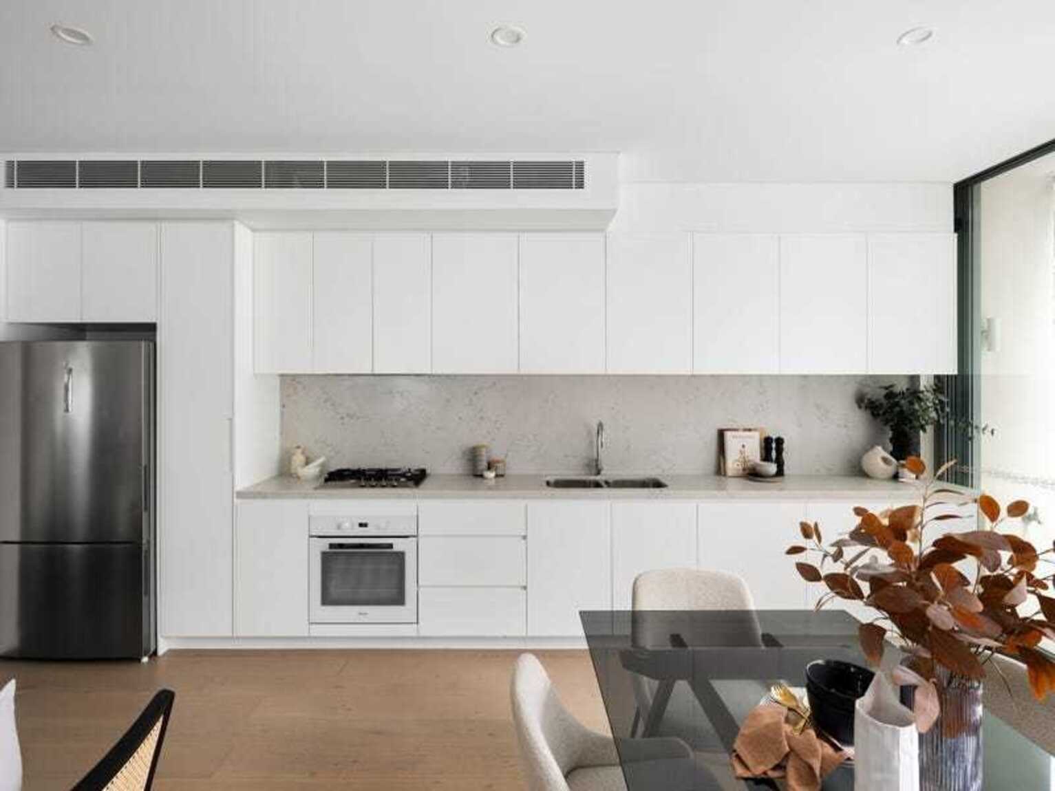 1/2 Warners Avenue North Bondi