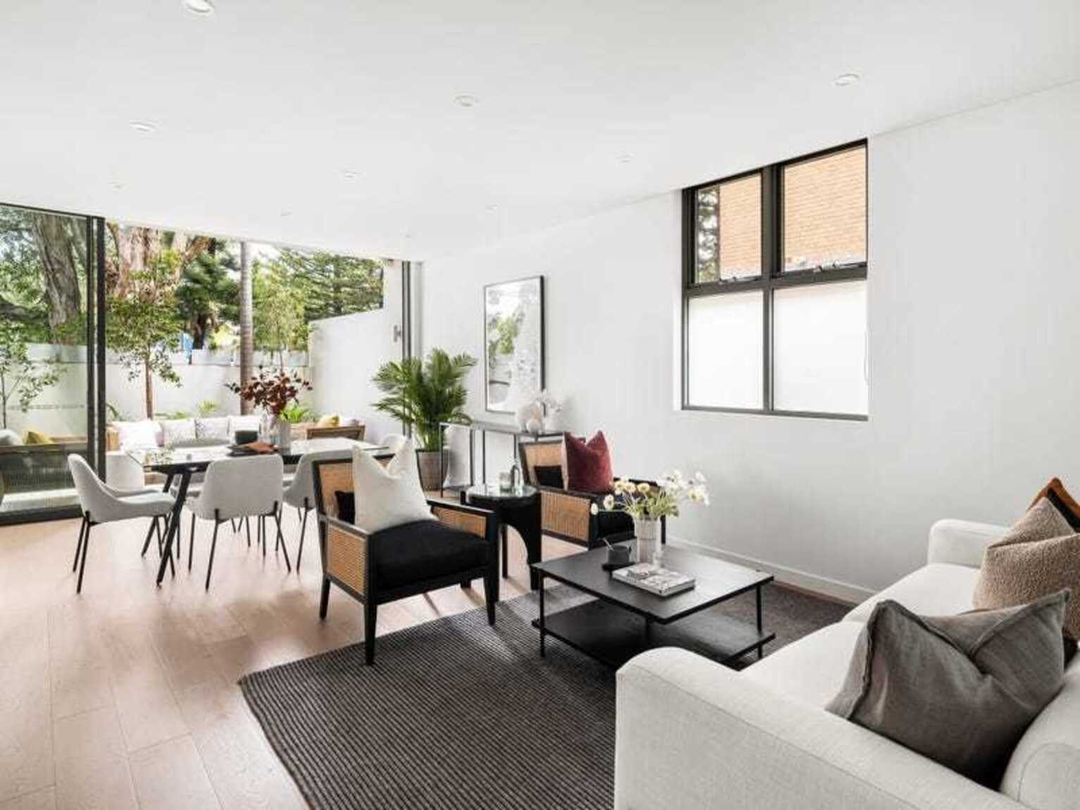 1/2 Warners Avenue North Bondi