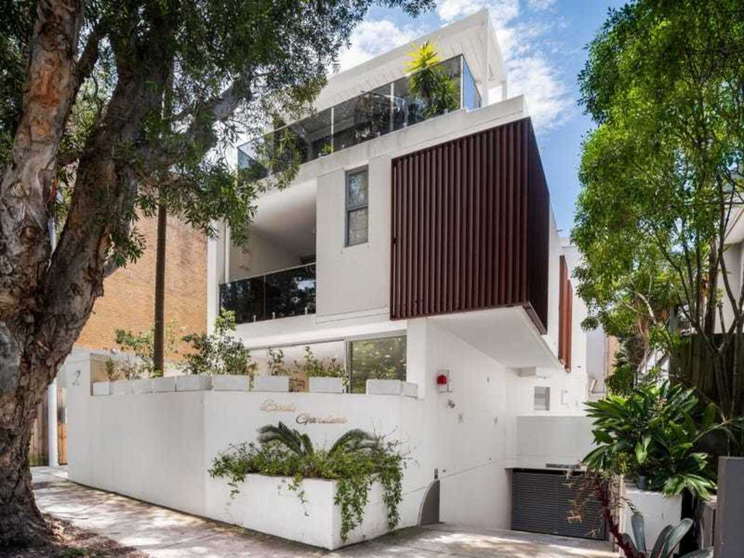 1/2 Warners Avenue North Bondi