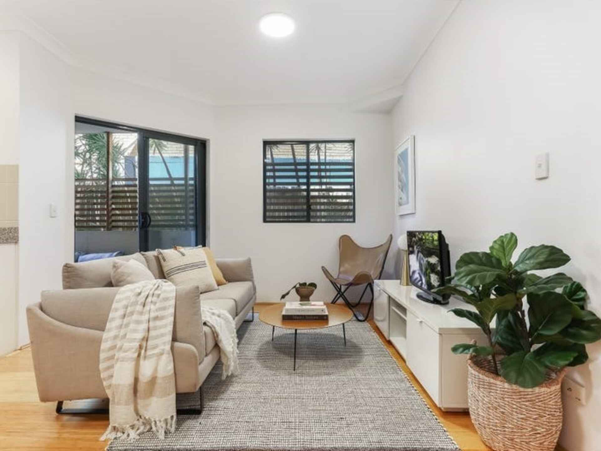 2/1 Waverley Crescent Bondi Junction